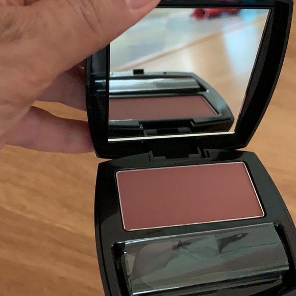 Avon Other - Avon blush